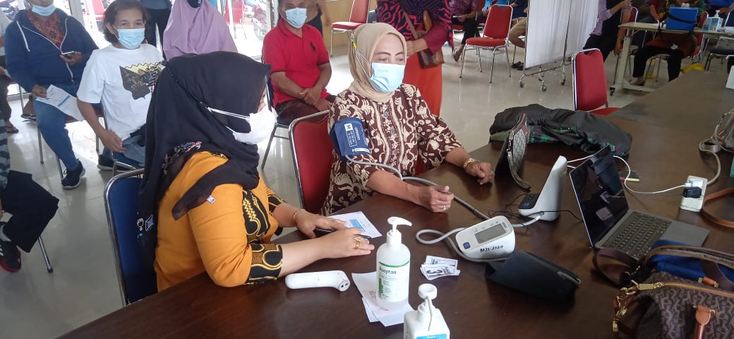 Pelaksanaan Vaksinasi massal di Kecamatan Medan Marelan